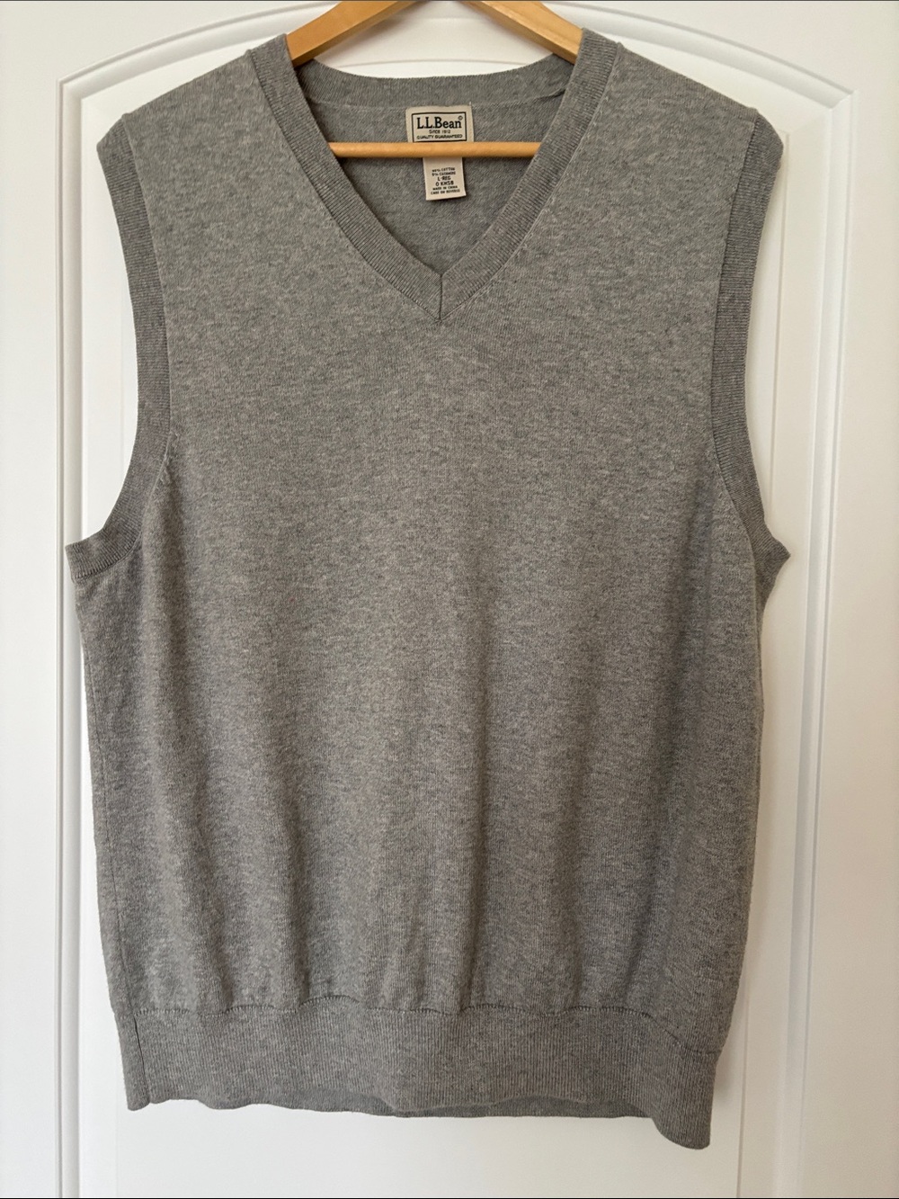 L.L.Bean Gray Cotton Cashmere V-Neck Sweater Vest Men’s L Regular EUC